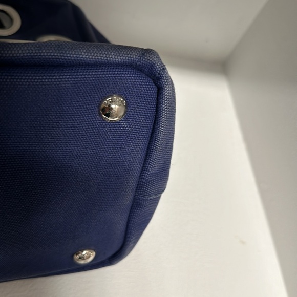 Prada handbag - Picture 10 of 10